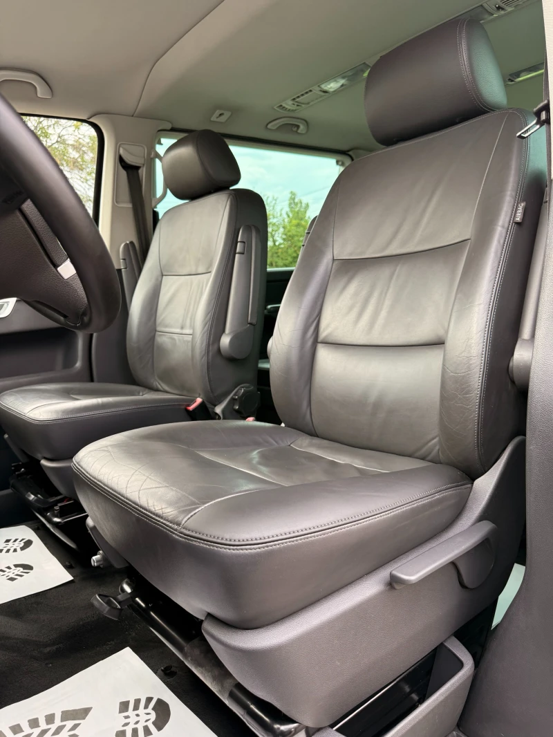 VW Multivan 2.0BITDI* HIGLINE* 180кс* 182000км* , снимка 13 - Бусове и автобуси - 51024610