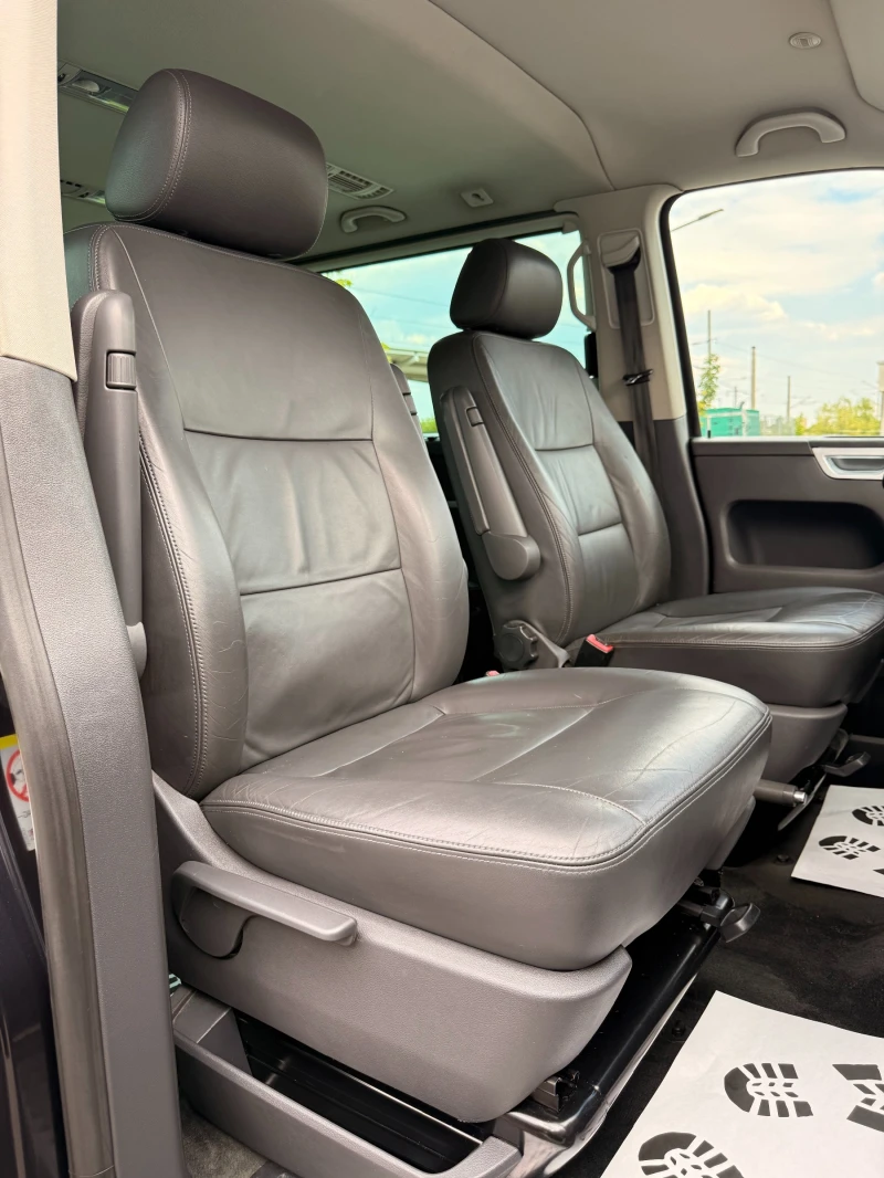 VW Multivan 2.0BITDI* HIGLINE* 180кс* 182000км* , снимка 14 - Бусове и автобуси - 51024610