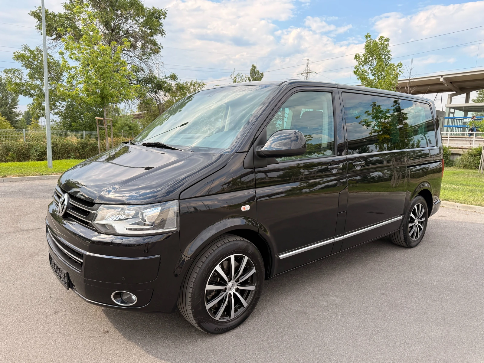 VW Multivan 2.0BITDI* HIGLINE* 180кс* 182000км* , снимка 1