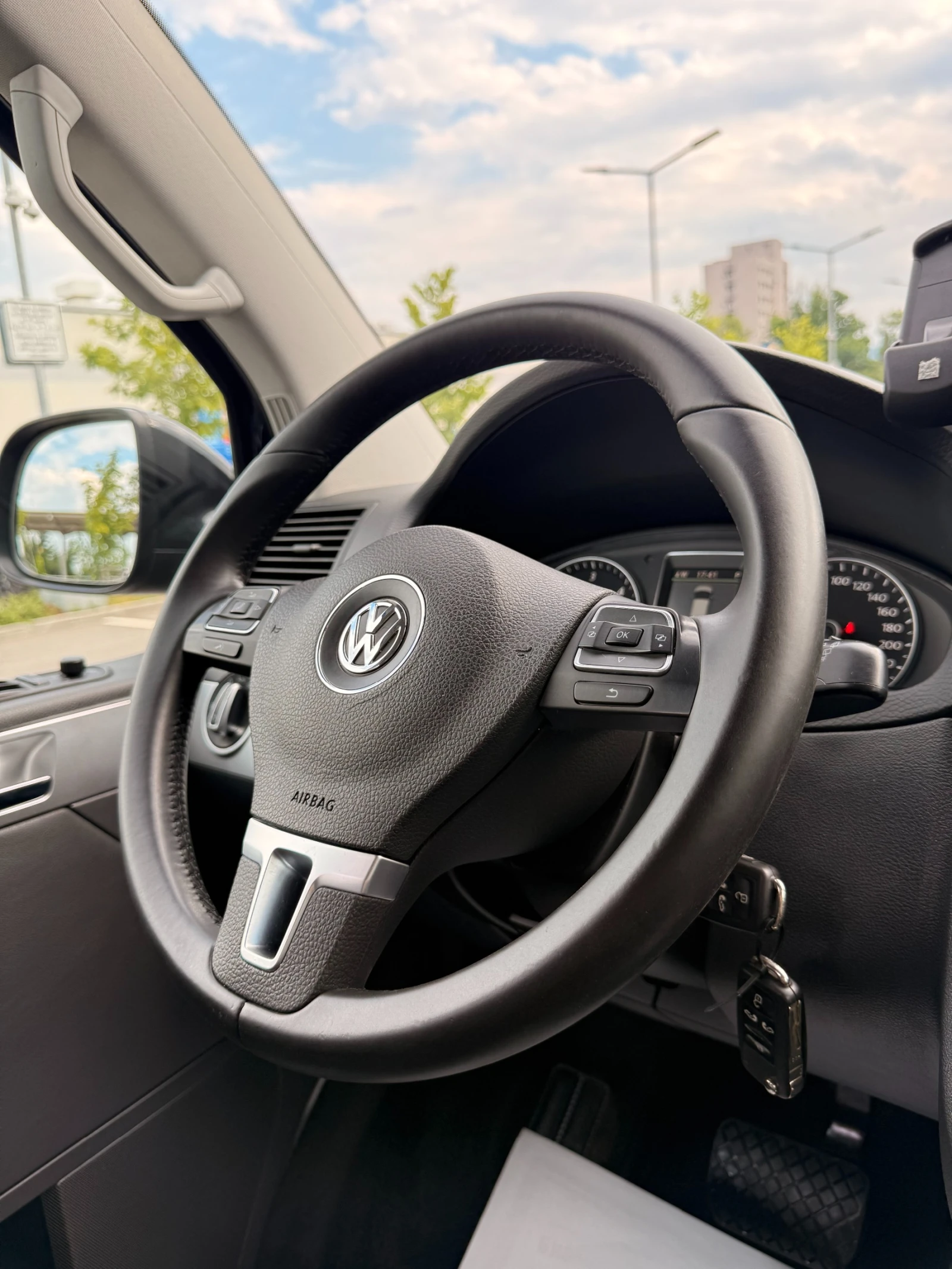 VW Multivan 2.0BITDI* HIGLINE* 180* 182000*  | Mobile.bg   12