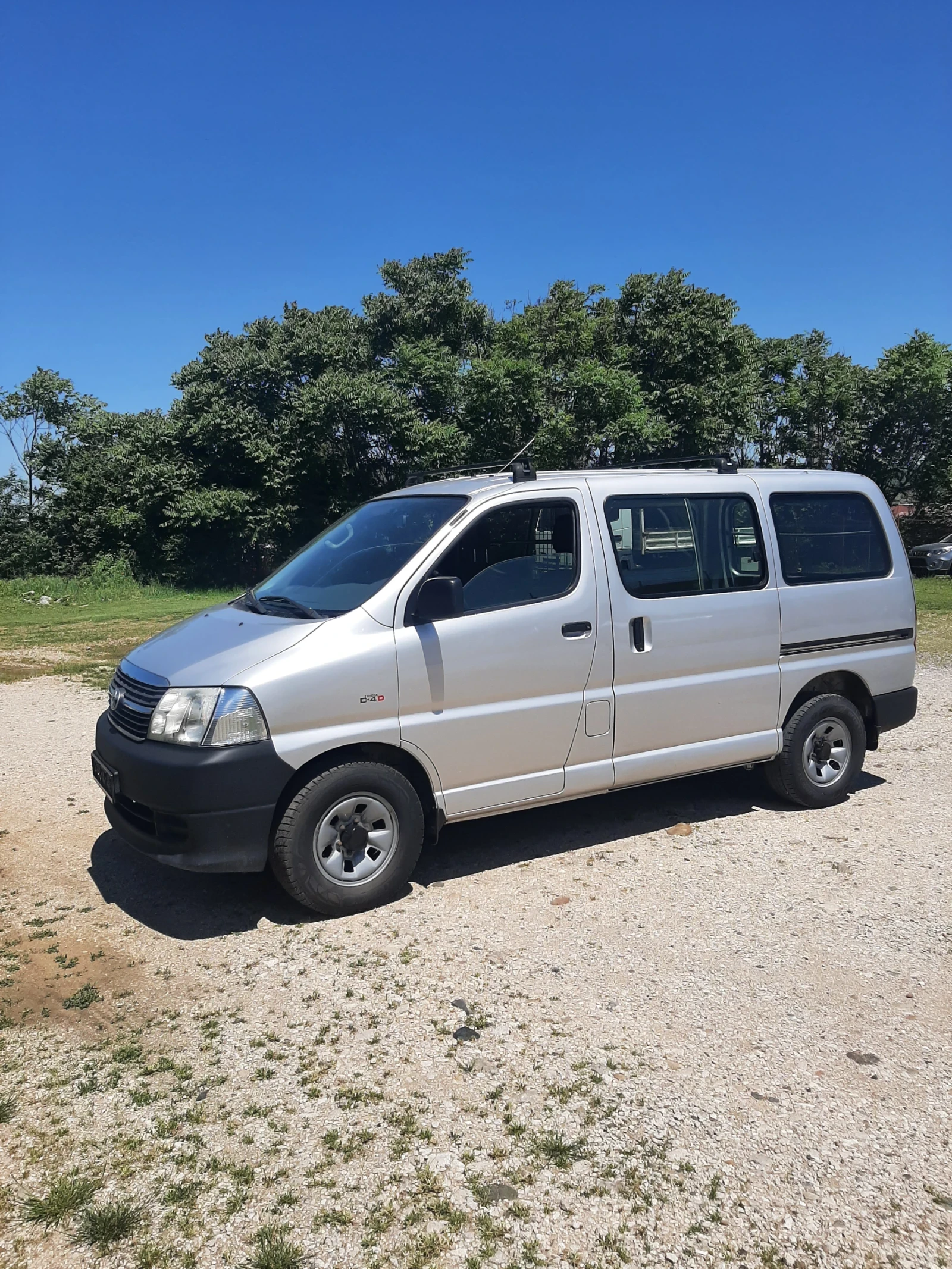 Toyota Hiace 2.5D -4 WD