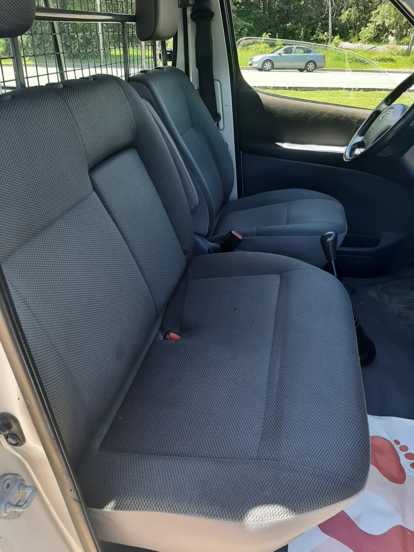 Toyota Hiace 2.5D -4 WD, снимка 12 - Бусове и автобуси - 54697649