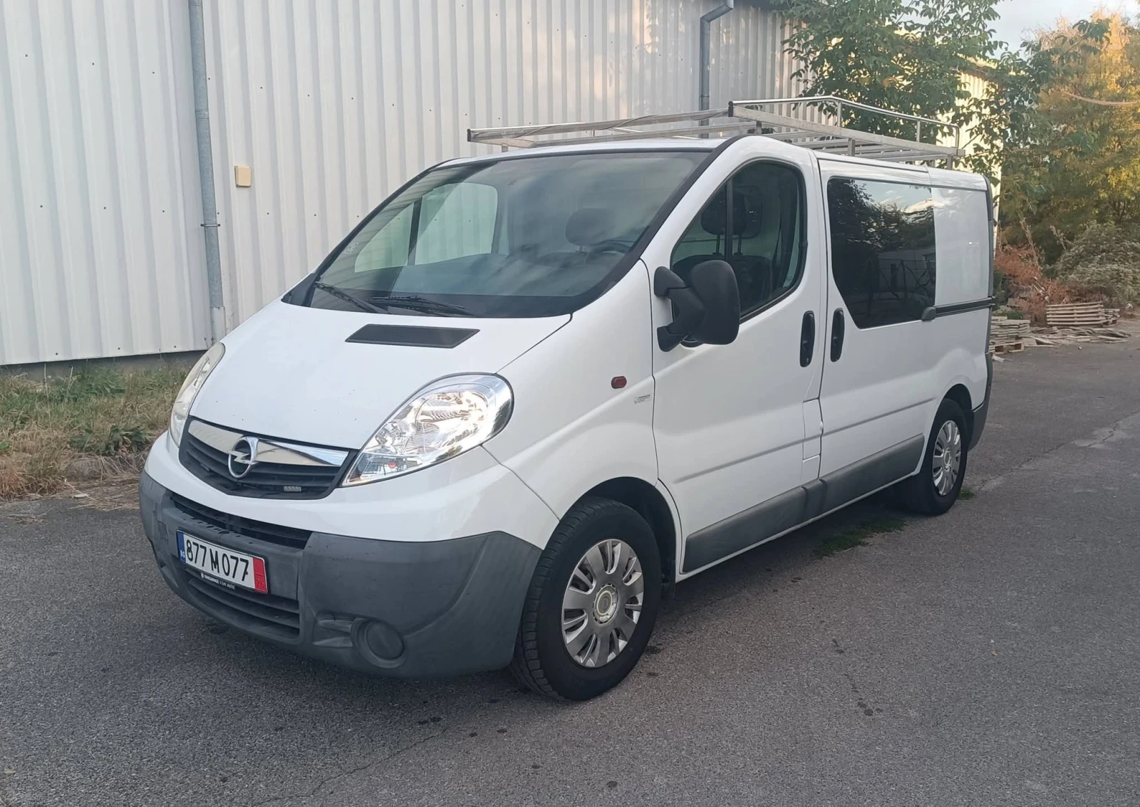 Opel Vivaro 2.5 CDTI 2011г.