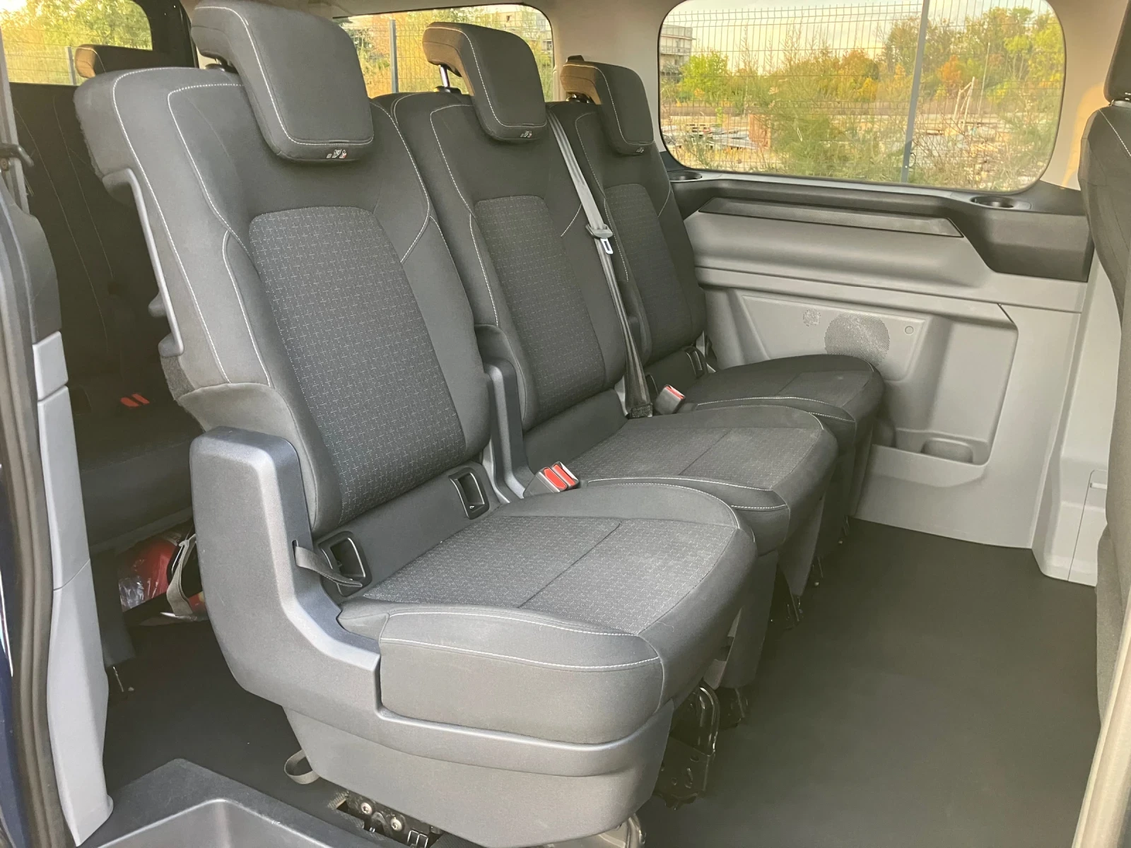 Ford Transit Custom, снимка 10 - Бусове и автобуси - 56411147