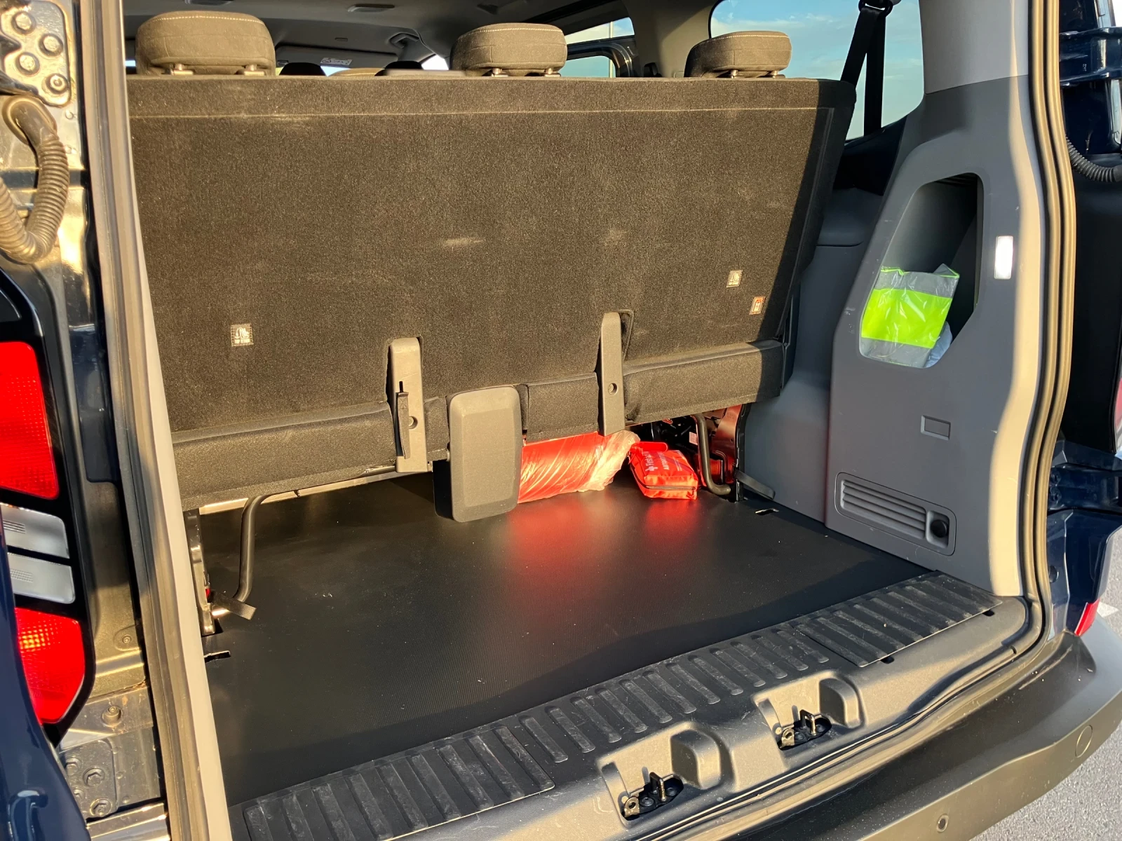 Ford Transit Custom, снимка 12 - Бусове и автобуси - 56411147