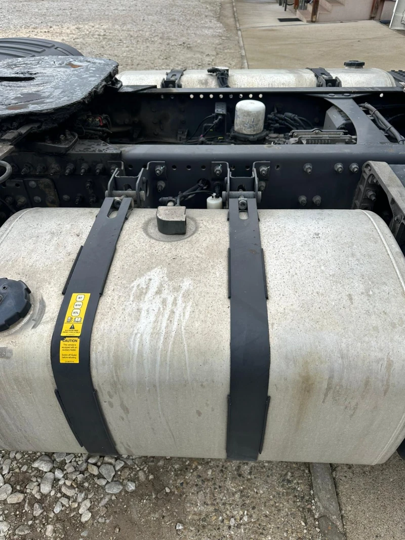 Volvo Fh 500 SURPLANCHER, снимка 4 - Камиони - 52731653