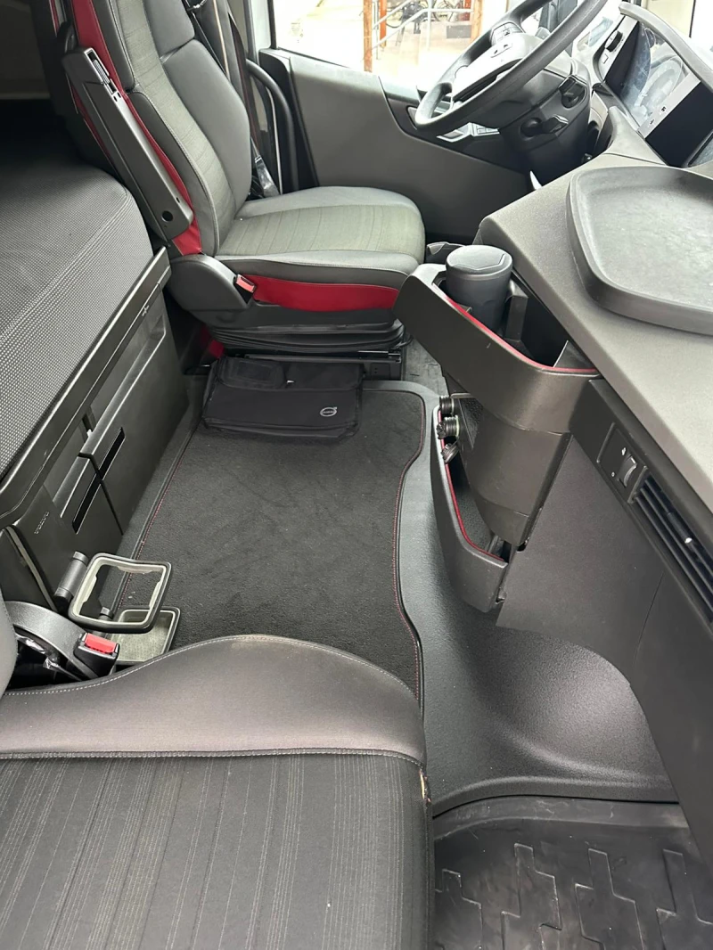 Volvo Fh 500 SURPLANCHER, снимка 12 - Камиони - 52731653