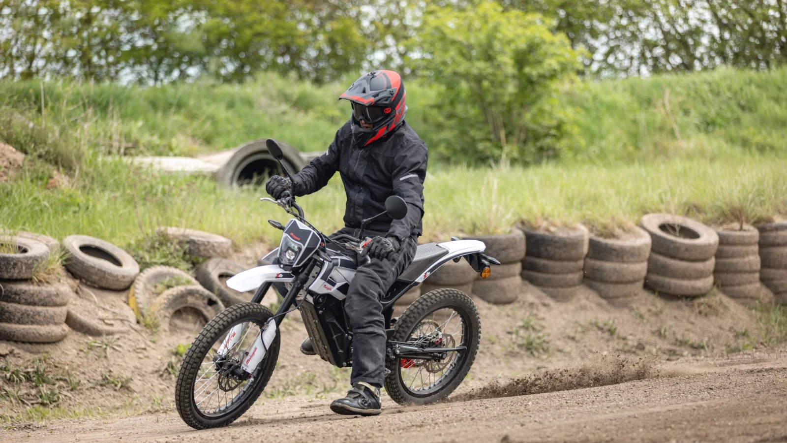 Malaguti X3M XAM L1e | Mobile.bg   14