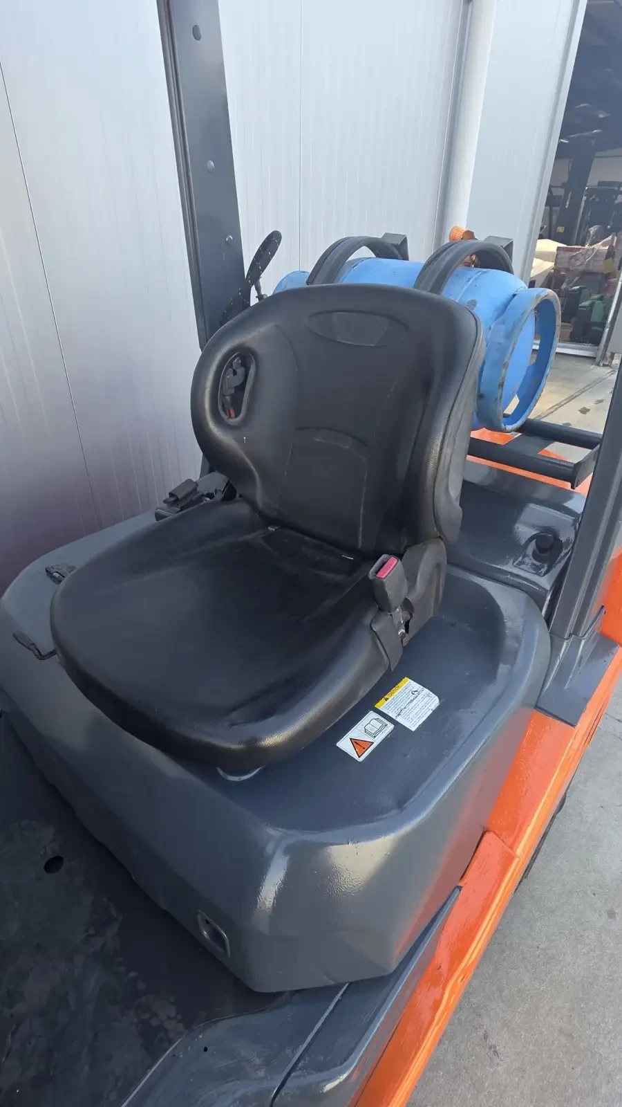 ������� Toyota 2 ���� ������� | Mobile.bg � ����������� 9