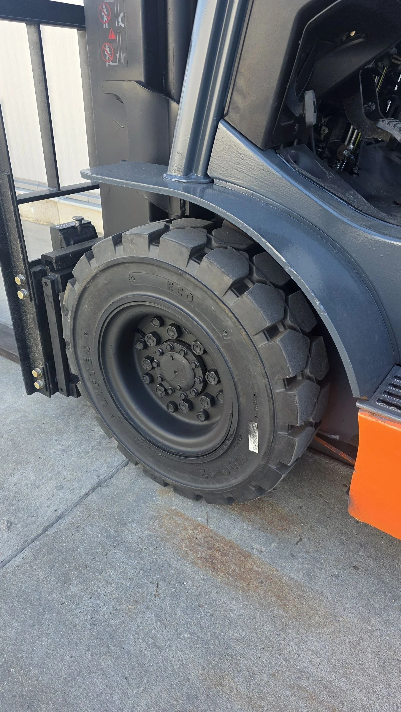 ������� Toyota 2 ���� ������� | Mobile.bg � ����������� 7