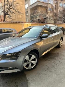 Skoda Superb 2.0 150 автомат, снимка 1