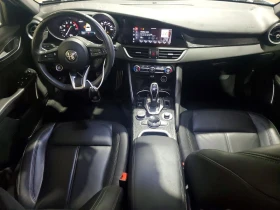 Alfa Romeo Giulia Q4 280 к.с., снимка 8