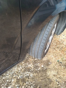 Toyota Corolla verso, снимка 17
