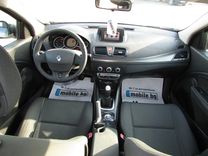 Renault Megane 1.5DCI EURO5A, снимка 7 - Автомобили и джипове - 40842998