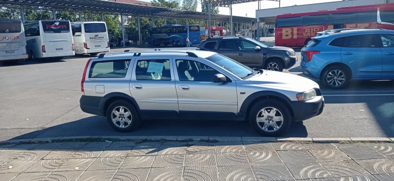 Volvo Xc70, снимка 4 - Автомобили и джипове - 47403939