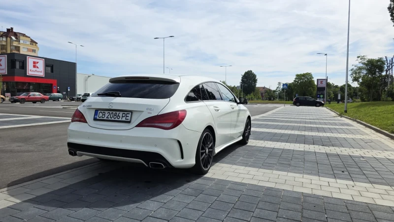 Mercedes-Benz CLA 220, снимка 6 - Автомобили и джипове - 51497384
