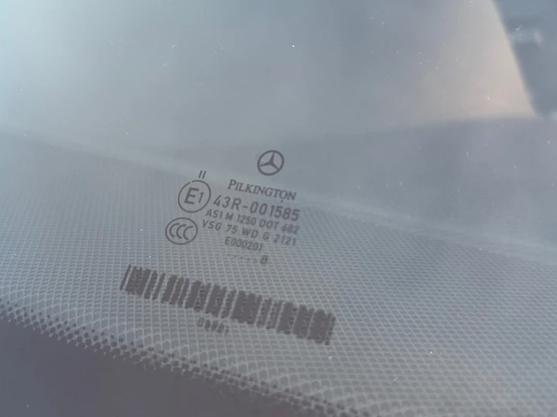 Mercedes-Benz C 220 * ИТАЛИЯ* 646* КОЖА* ЛЮК* НАВИГАЦИЯ* КСЕНОН* , снимка 8 - Автомобили и джипове - 52451631