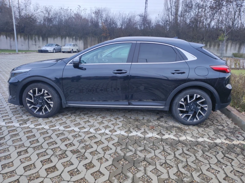 Kia XCeed 1.5Т GDI executive гаранция!, снимка 2 - Автомобили и джипове - 53531859
