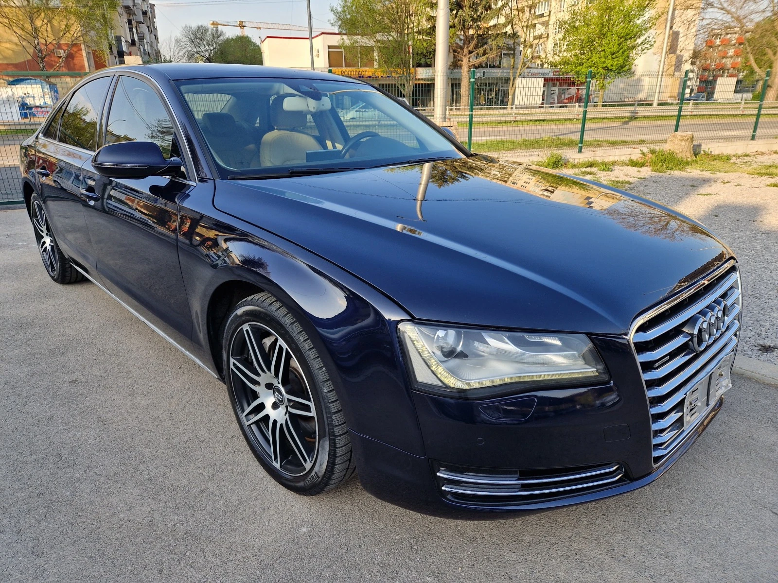 Audi A8 4.2TDI - изображение 3