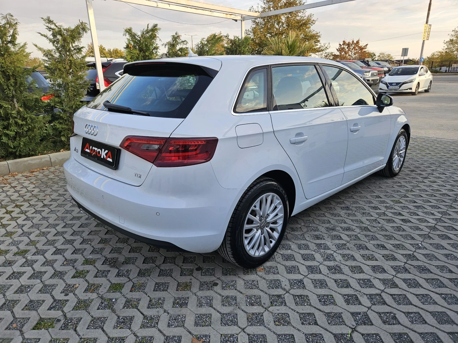 Audi A3 1.6TDI-110кс= 6СКОРОСТИ= НАВИ= LED= ПАРКТРОНИК - изображение 3