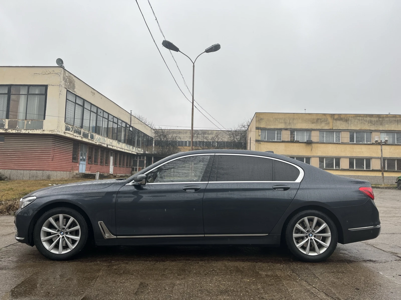 BMW 740 d xDrive Long - изображение 8