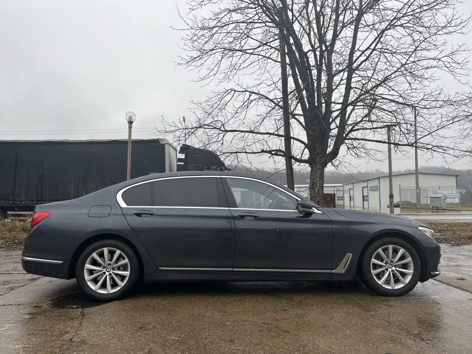 BMW 740 d xDrive Long - изображение 4