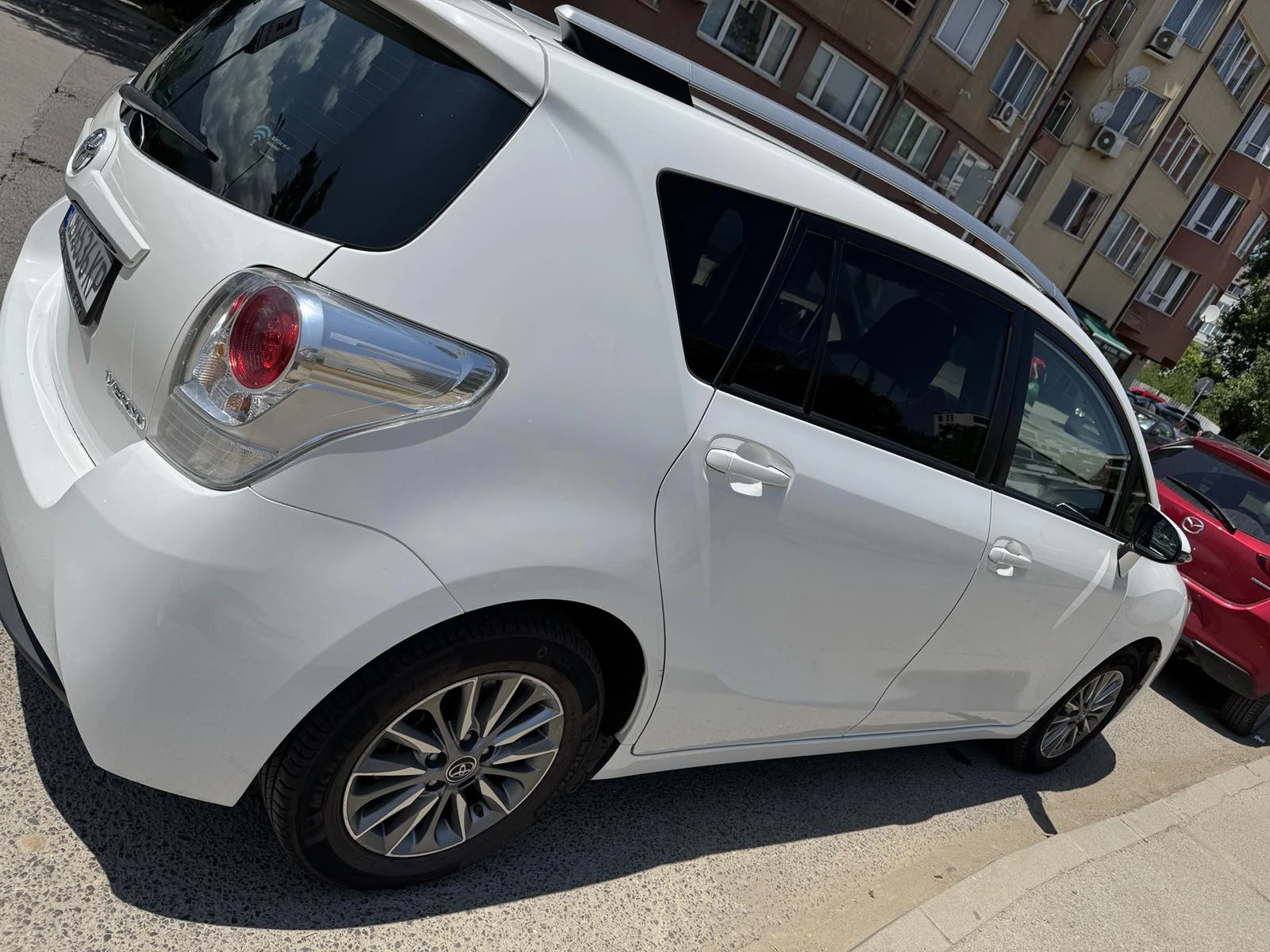 Toyota Verso лек автомобил - изображение 7