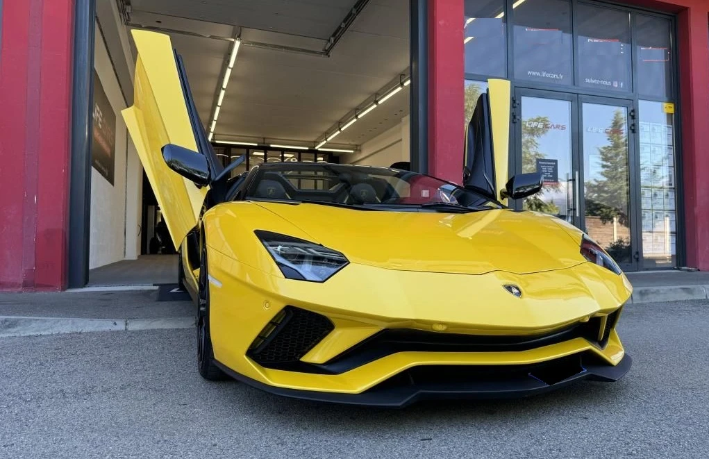 Lamborghini Aventador S Roadster 6.5 V12 4WD  - изображение 2