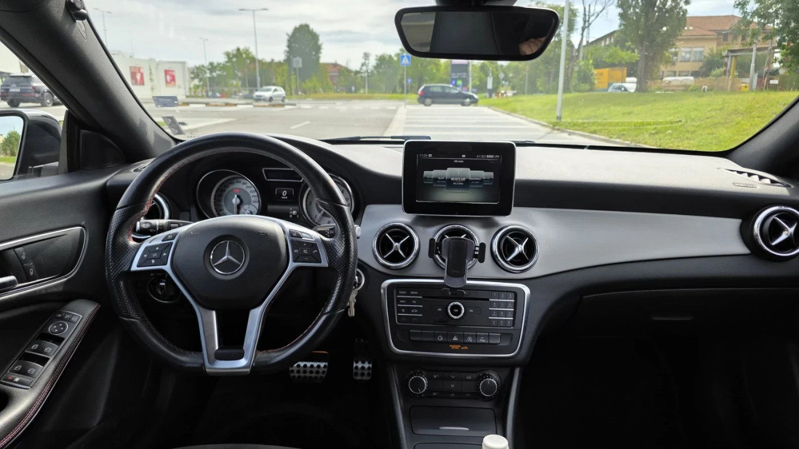 Mercedes-Benz CLA 220  - изображение 9