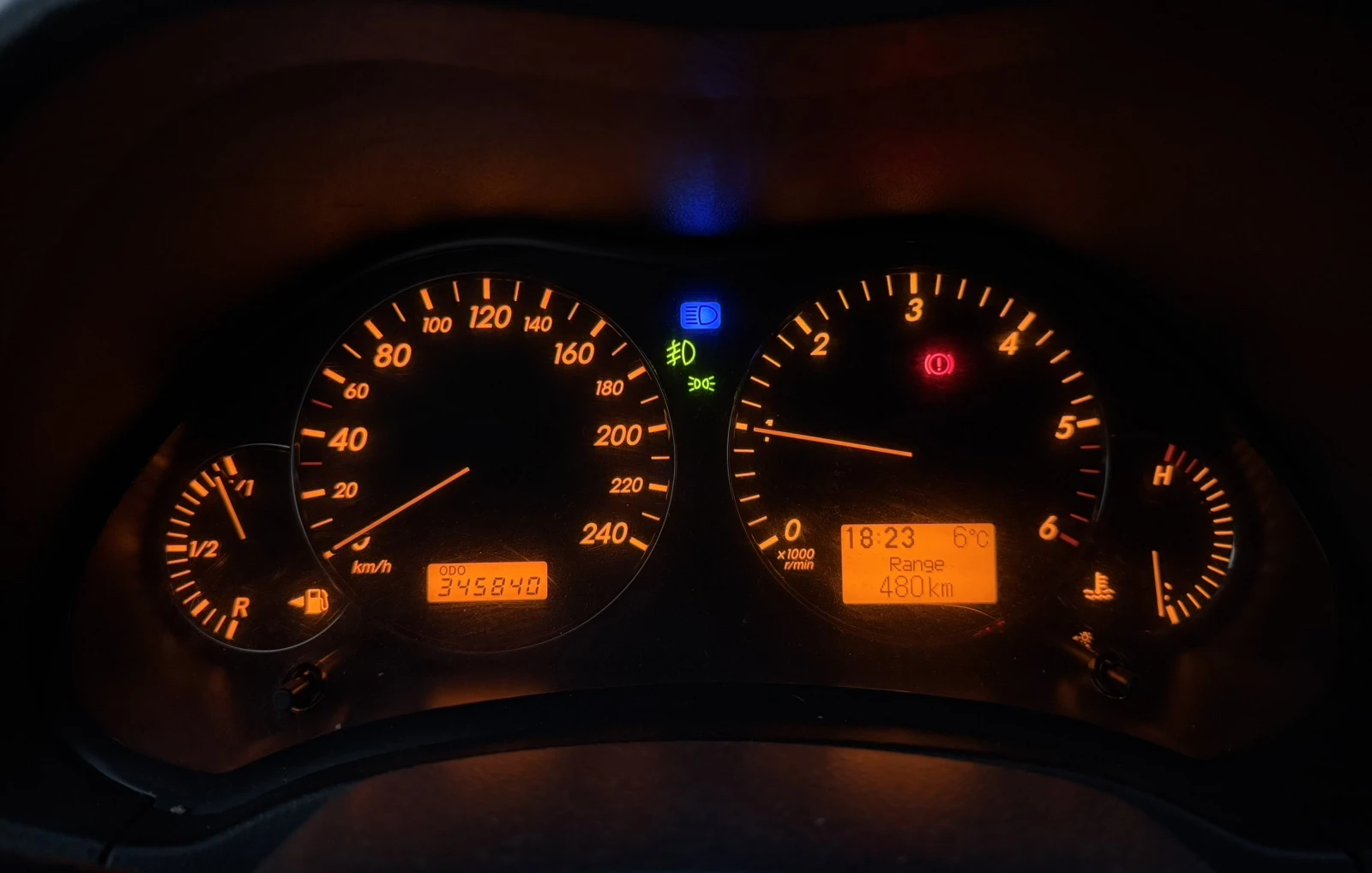 Toyota Avensis 2.0 D4D - изображение 8