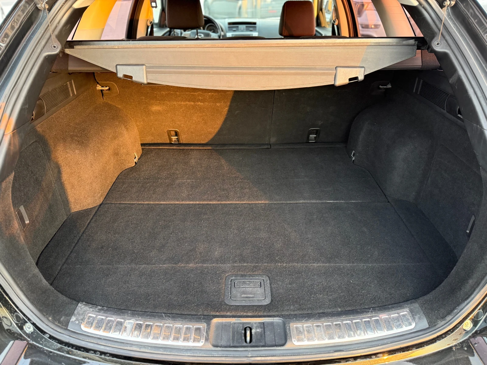 Mazda 6 2.0D* 2009г* Ръчка* Топ Състояние* Сервизна* 212.0, снимка 12 - Автомобили и джипове - 53819517