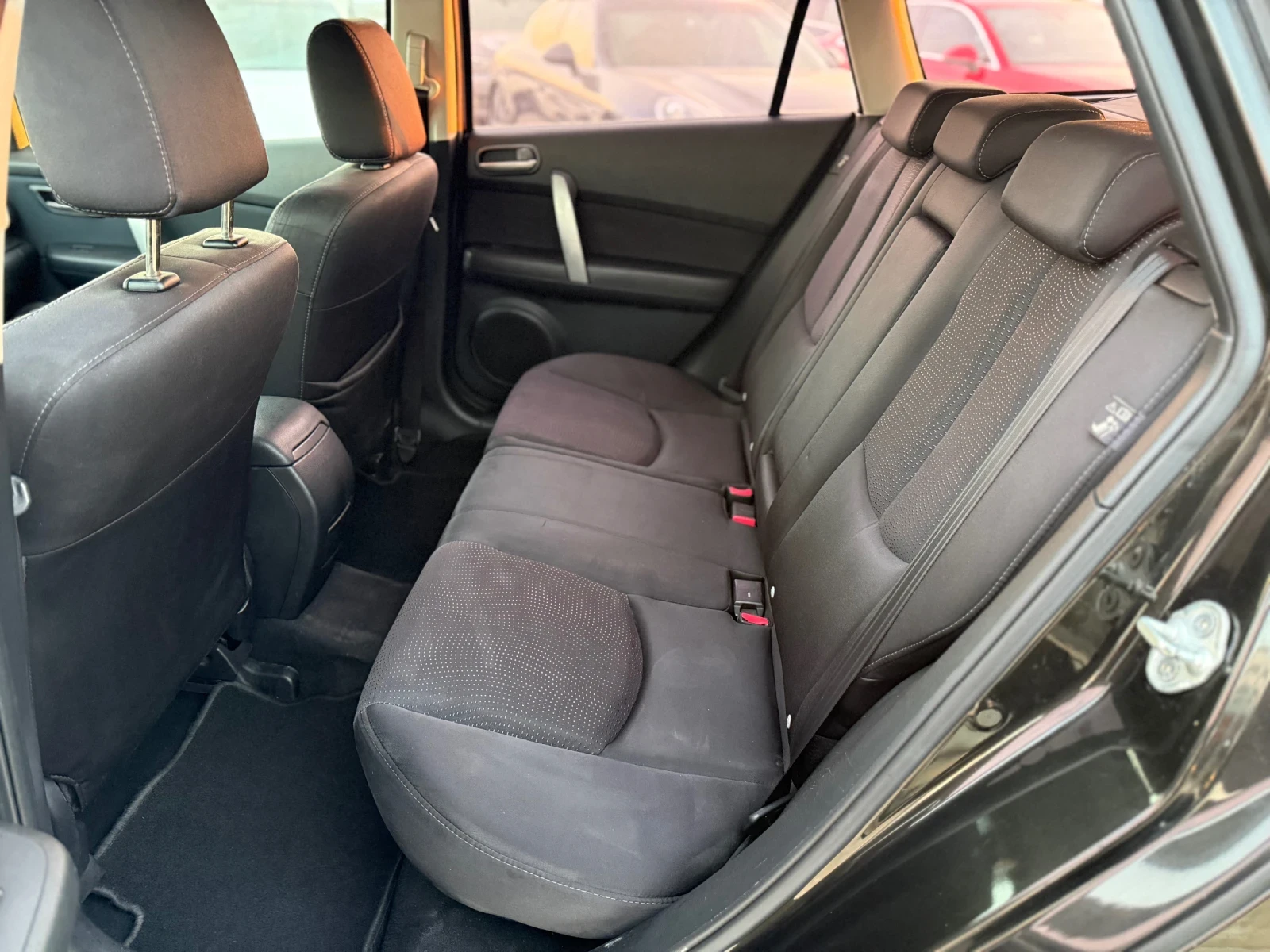 Mazda 6 2.0D* 2009г* Ръчка* Топ Състояние* Сервизна* 212.0, снимка 10 - Автомобили и джипове - 53819517