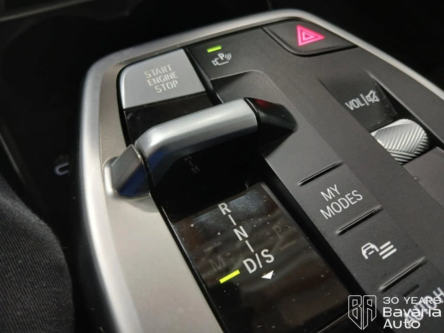 BMW 218 i Active Tourer M Sport Paket, снимка 11 - Автомобили и джипове - 54321008