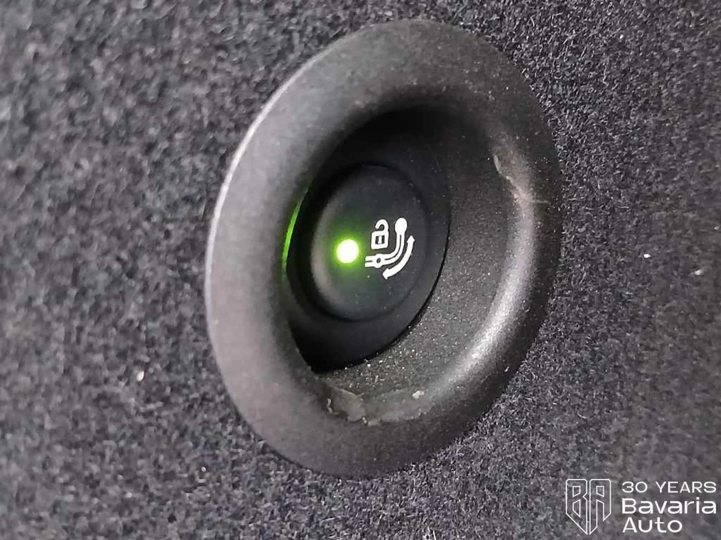 BMW 218 i Active Tourer M Sport Paket, снимка 14 - Автомобили и джипове - 54321008