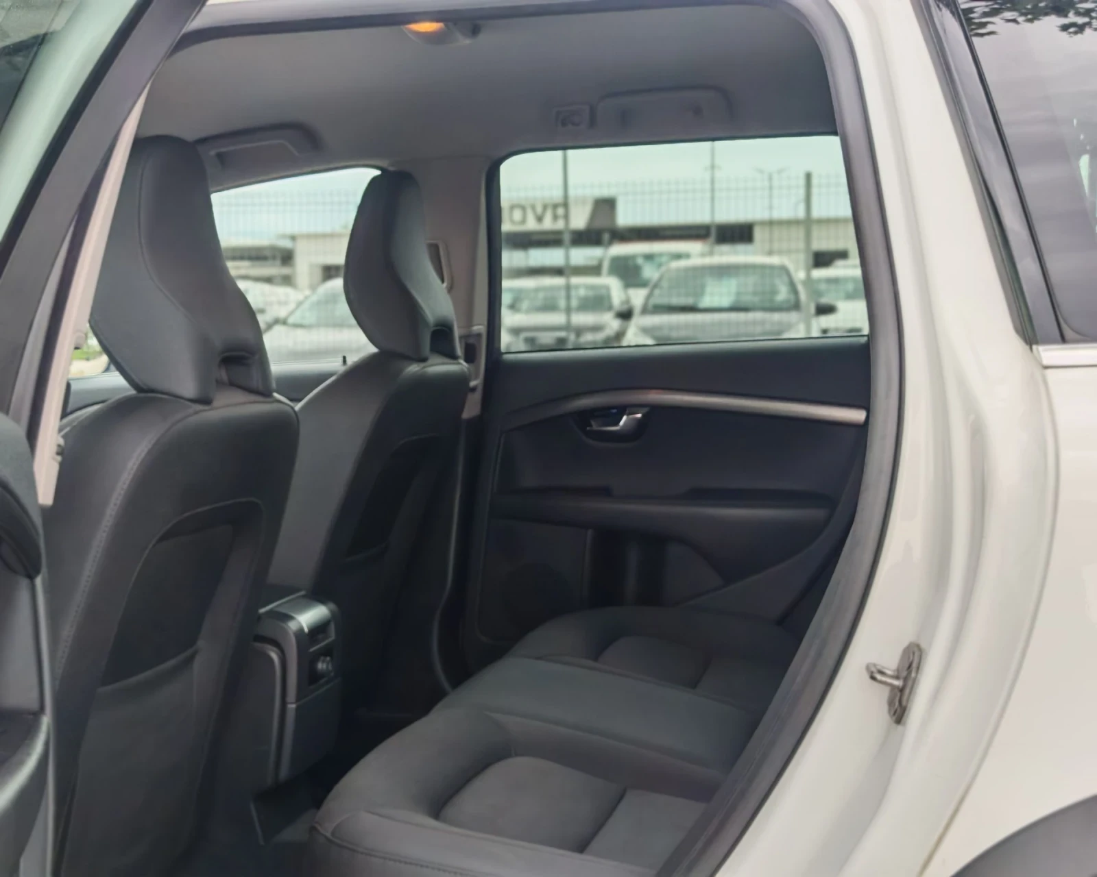 Volvo Xc70 2.0 ����� 181 �.�. FACELIFT! ������ ������!  | Mobile.bg � ����������� 12