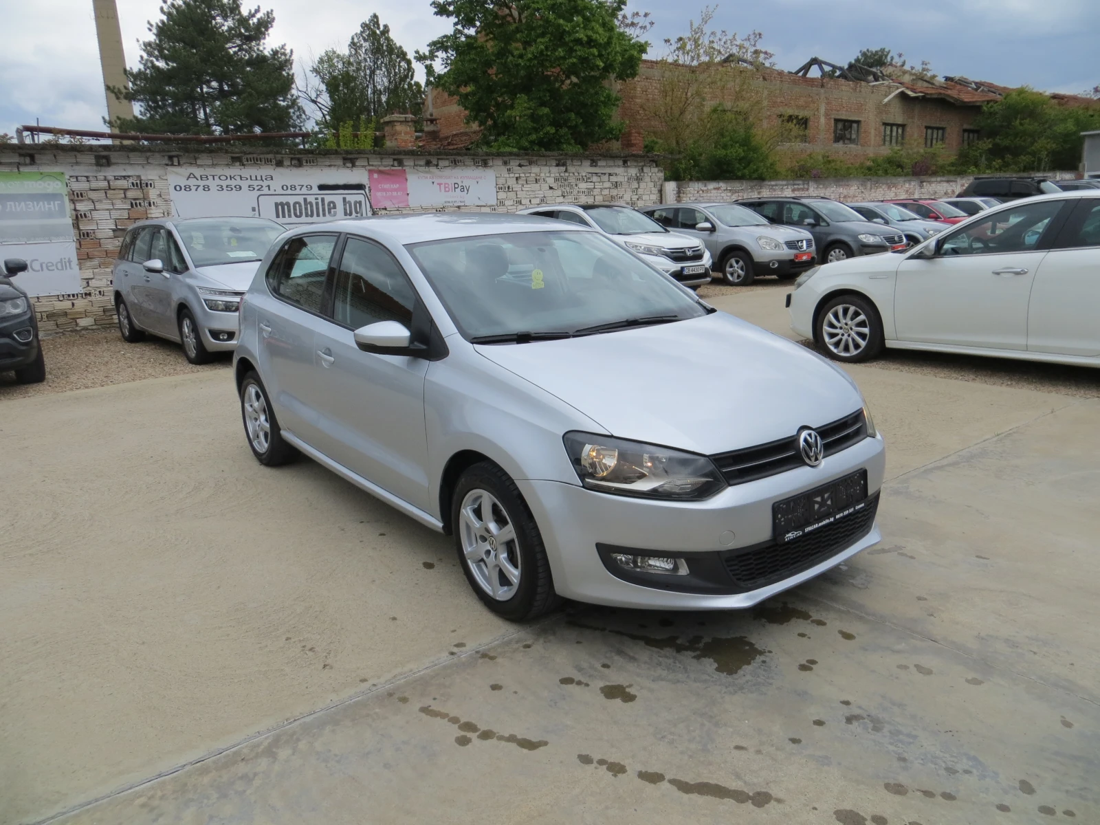VW Polo 1.2i-СЕРВИЗНА ИСТОРИЯ-ЕВРО-5А, снимка 2 - Автомобили и джипове - 54385919