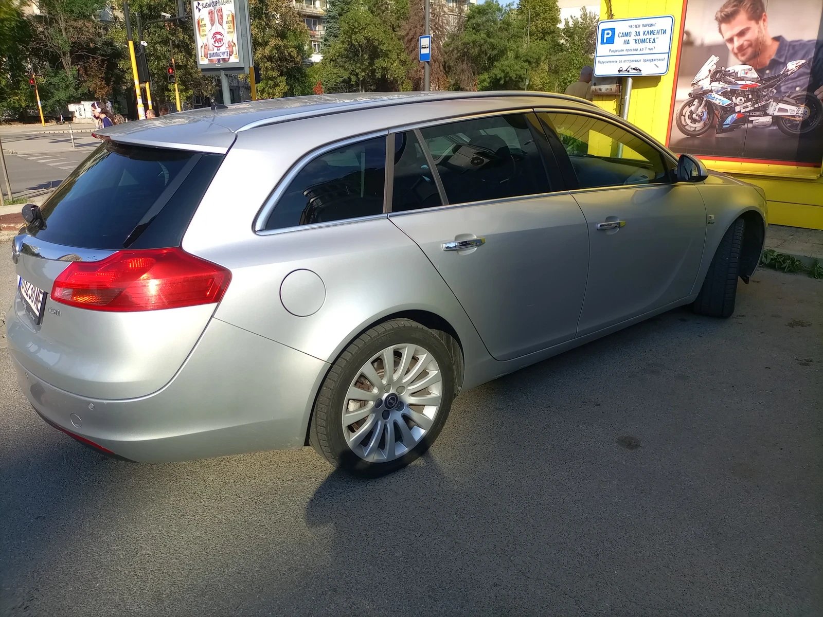 Opel Insignia Дизел, снимка 12 - Автомобили и джипове - 54394569