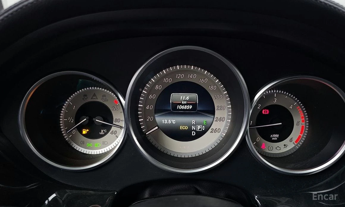 Mercedes-Benz CLS, снимка 8 - Автомобили и джипове - 54402939