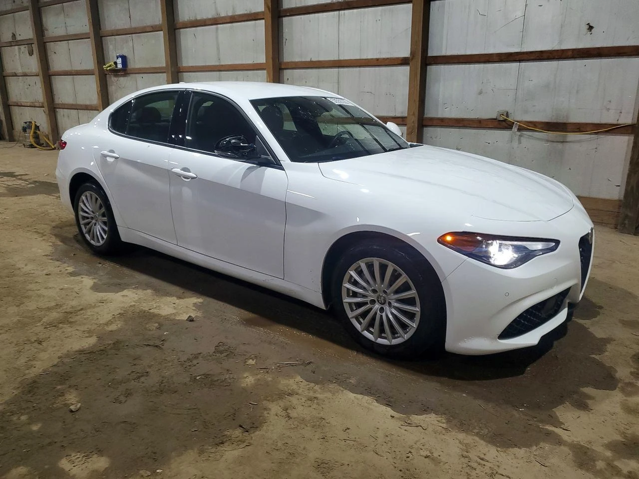 Alfa Romeo Giulia Q4 280 к.с., снимка 4 - Автомобили и джипове - 54561518