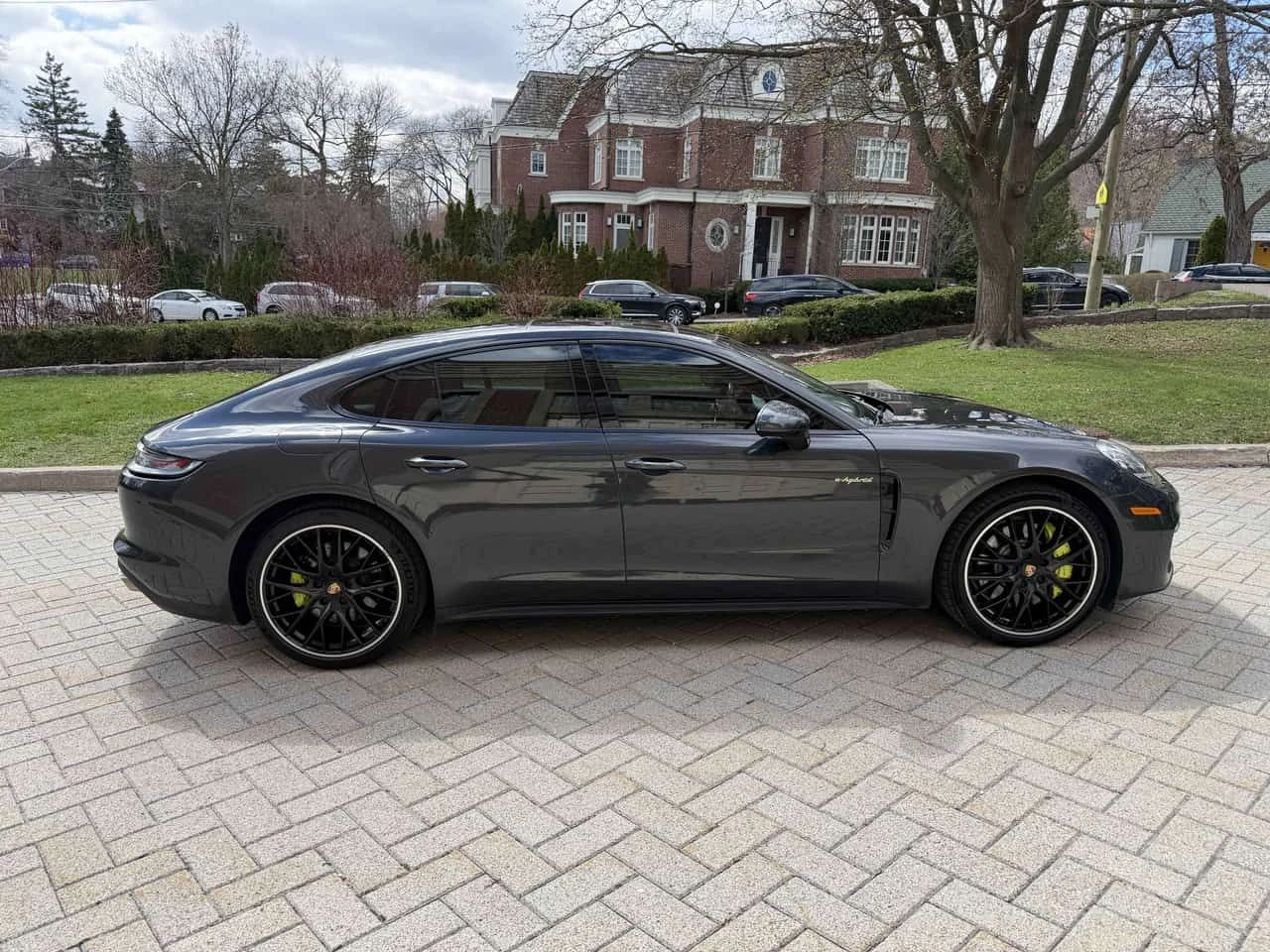 Porsche Panamera 4 E Hybrid /360/MATRIX/BOSE/ОБДУХВАНЕ/АВТОКРЕДИТ, снимка 3 - Автомобили и джипове - 54706670