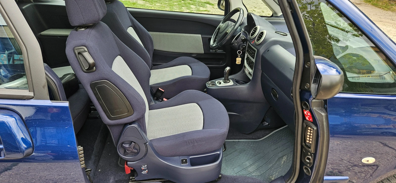 Peugeot 1007 1.6i, автомат, газ, снимка 6 - Автомобили и джипове - 54870486