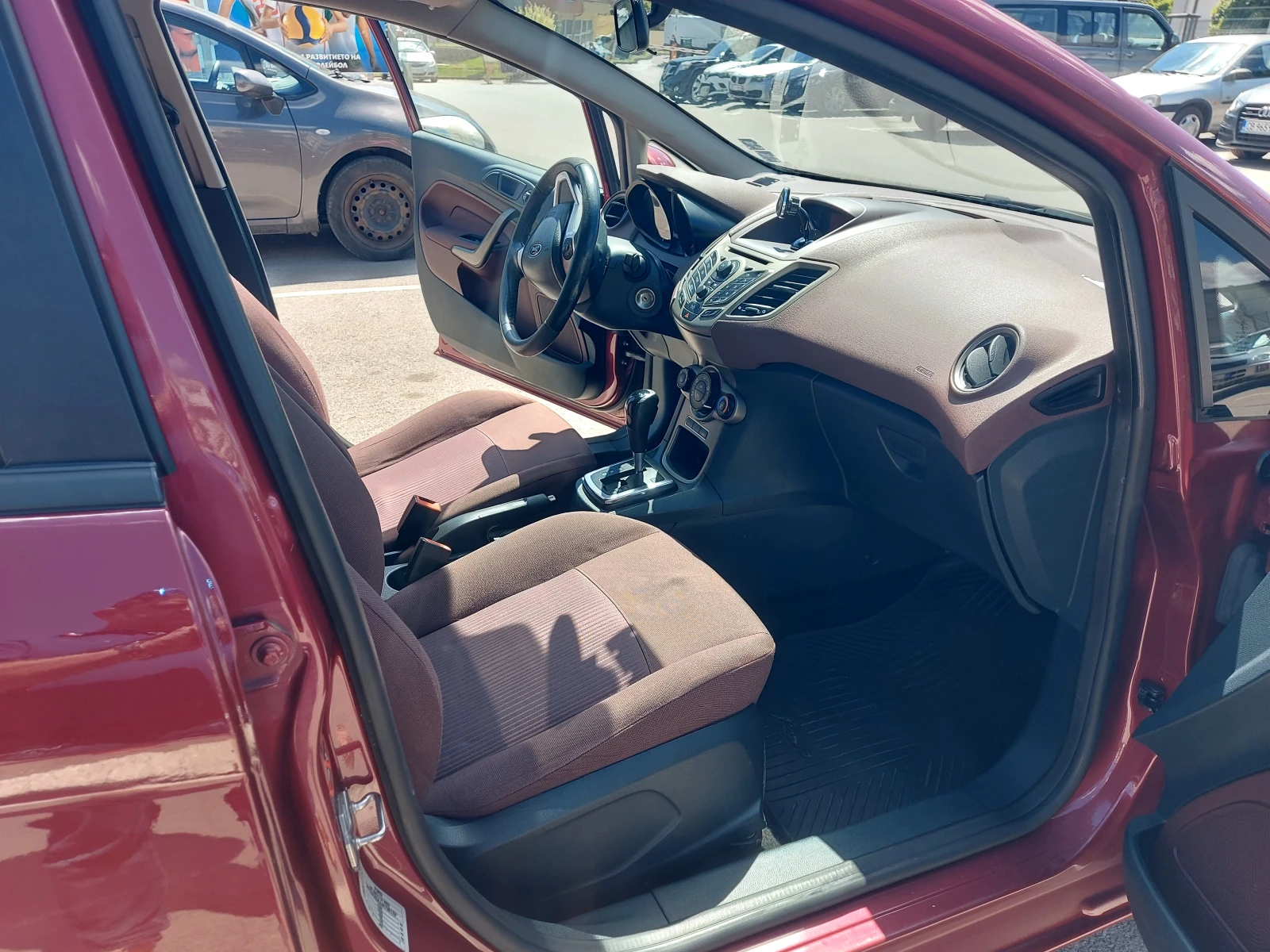 Ford Fiesta, снимка 15 - Автомобили и джипове - 54905056