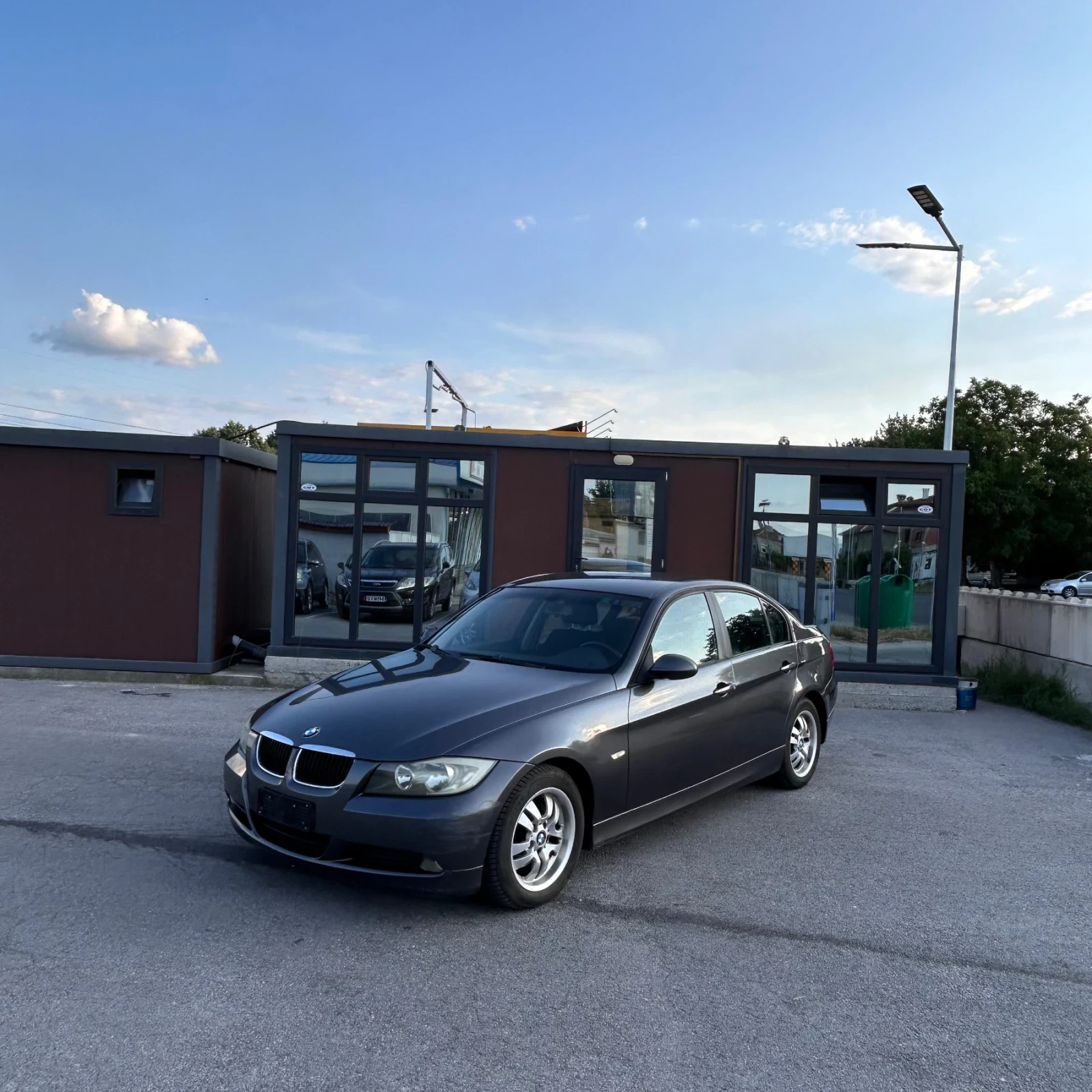 BMW 320 163кс