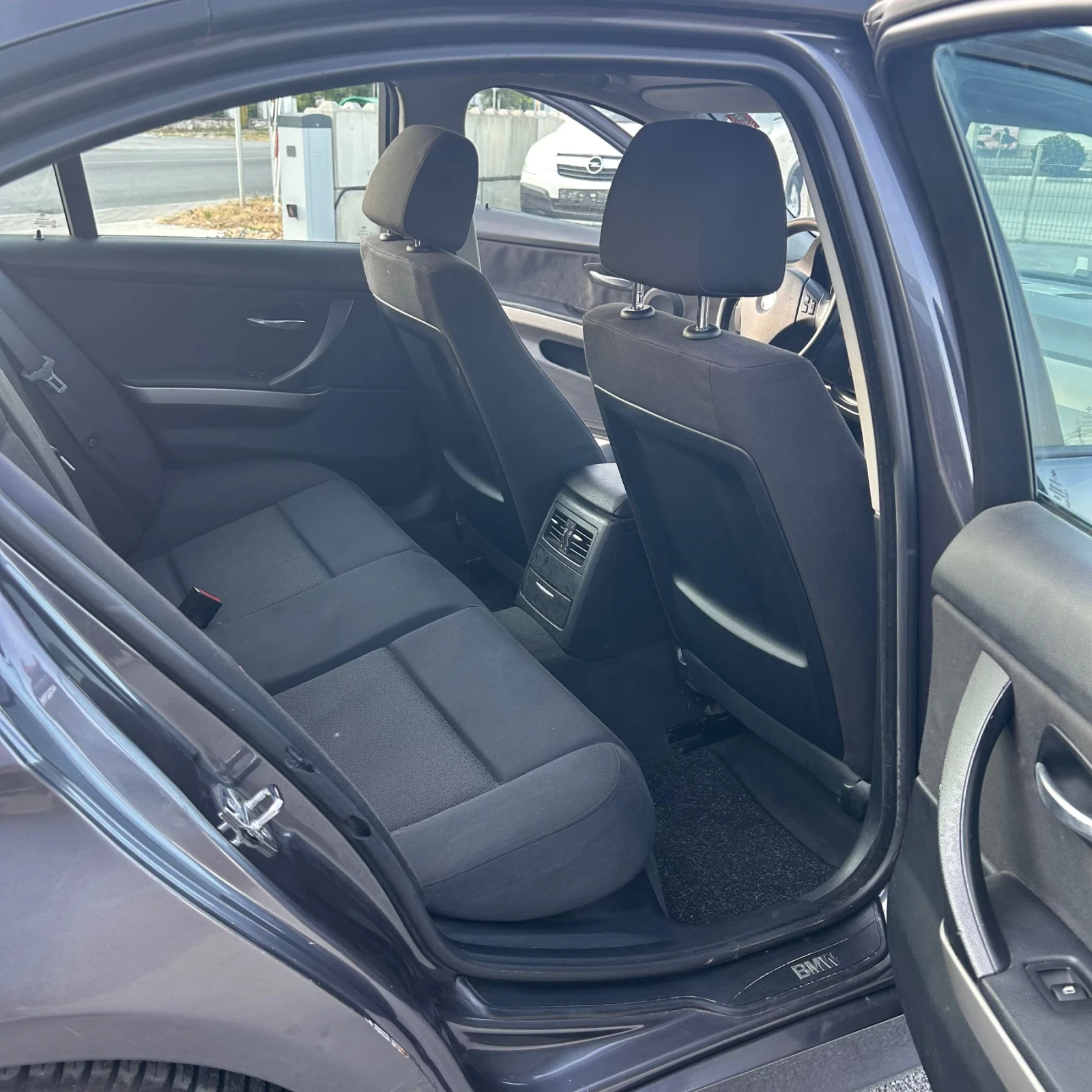 BMW 320 163кс, снимка 10 - Автомобили и джипове - 55216236