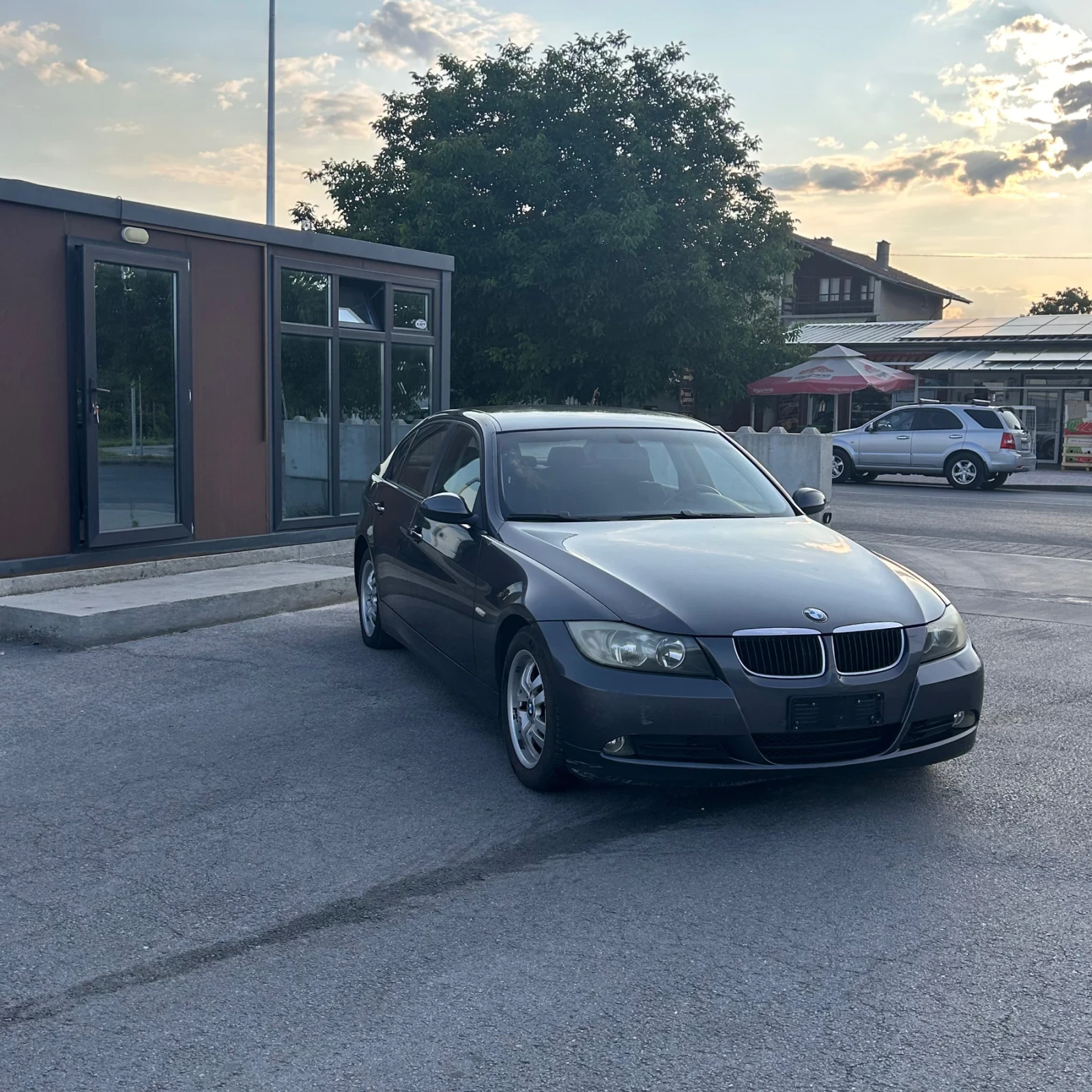 BMW 320 163кс, снимка 2 - Автомобили и джипове - 55216236