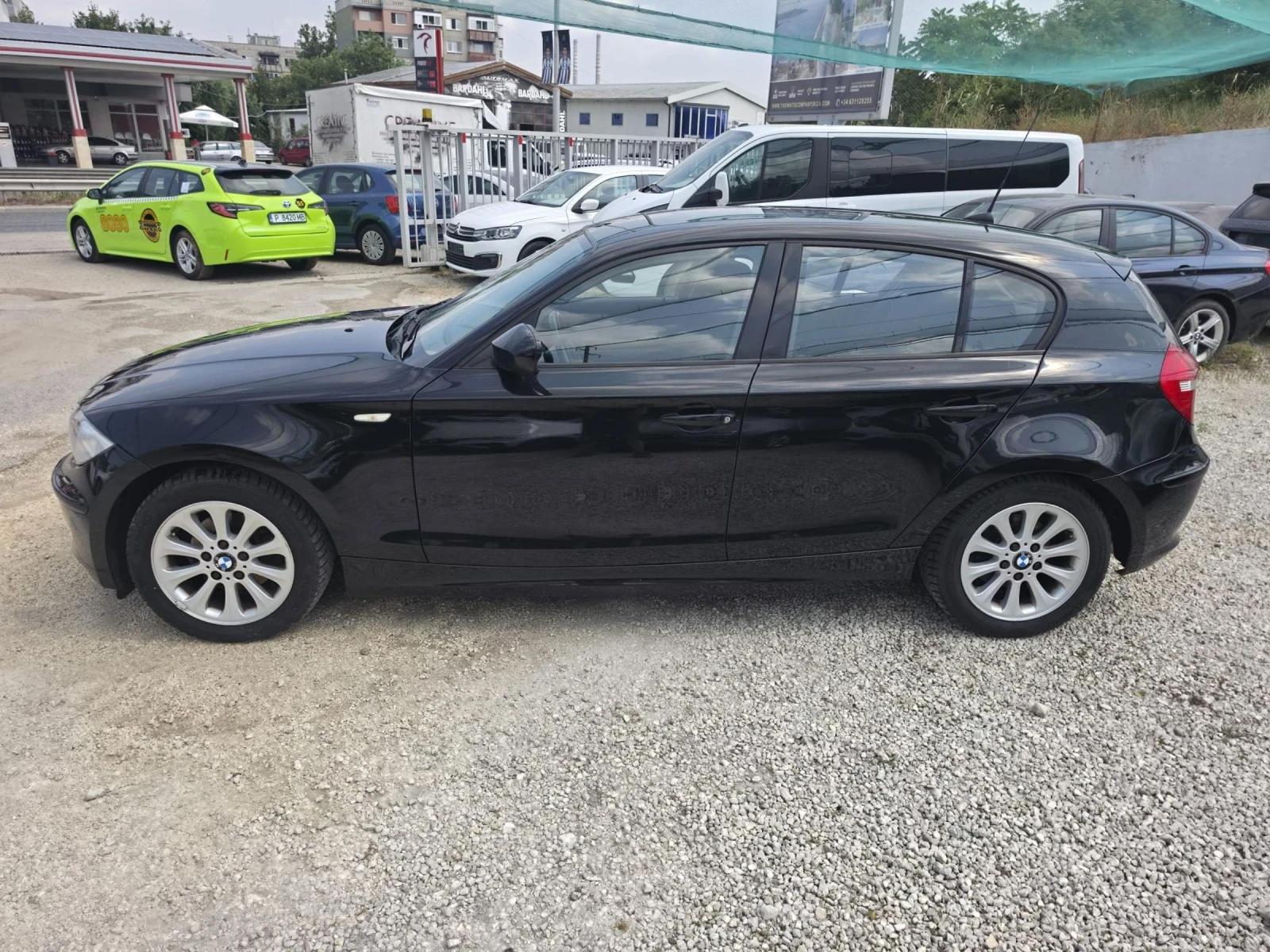 BMW 118, снимка 2 - Автомобили и джипове - 55150701
