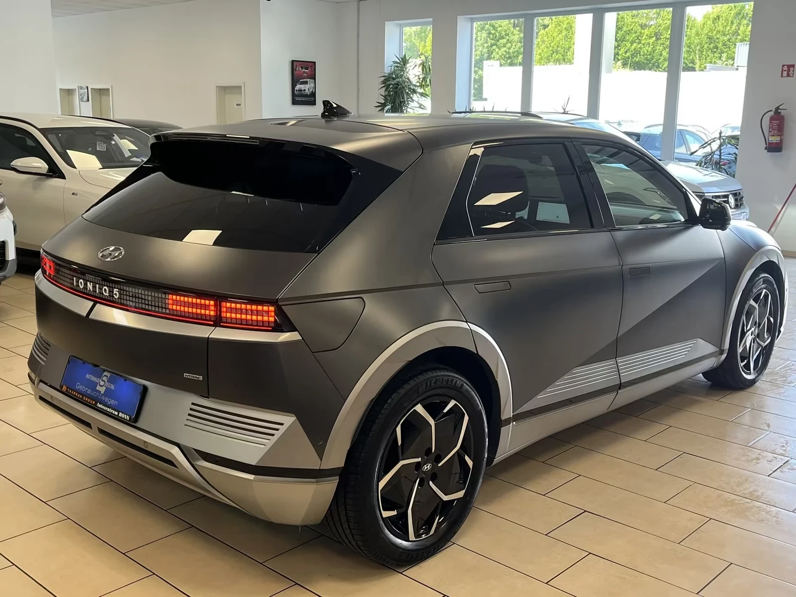 Hyundai Ioniq 5 UNIQ* 77.4KW* 325H.P.* AWD* �������� | Mobile.bg � ����������� 2