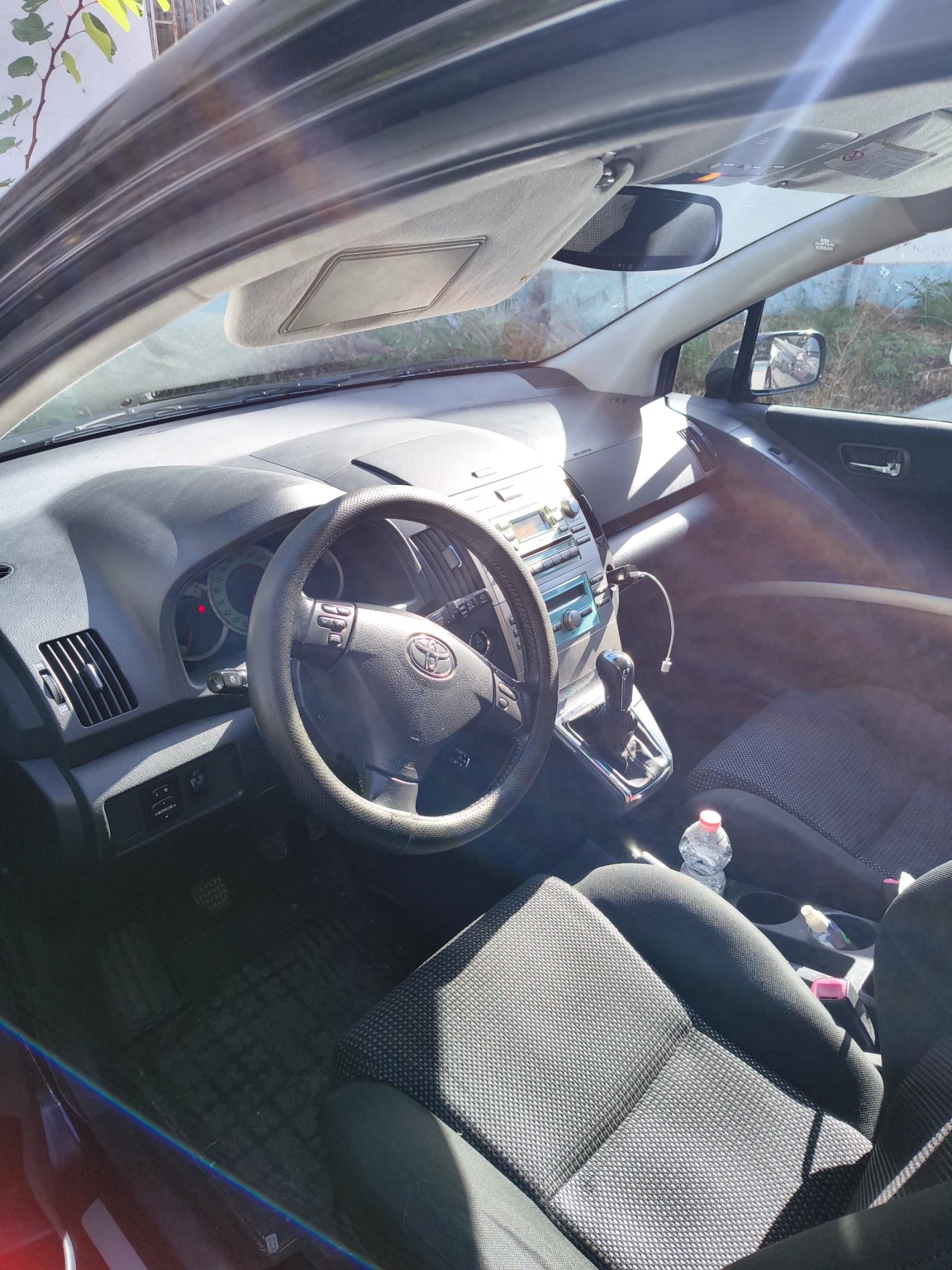 Toyota Corolla verso, снимка 7 - Автомобили и джипове - 56241247