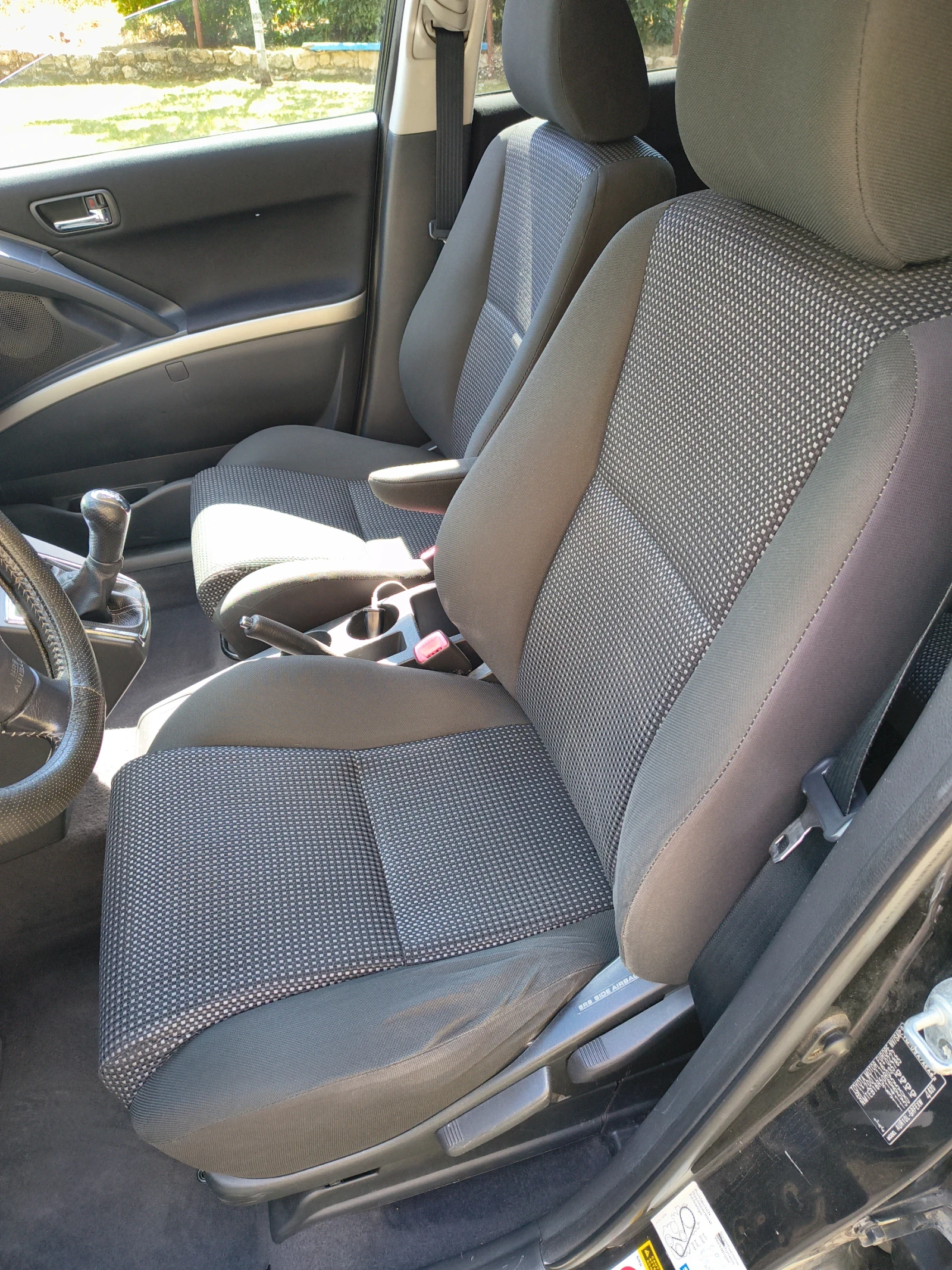 Toyota Corolla verso, снимка 11 - Автомобили и джипове - 56241247