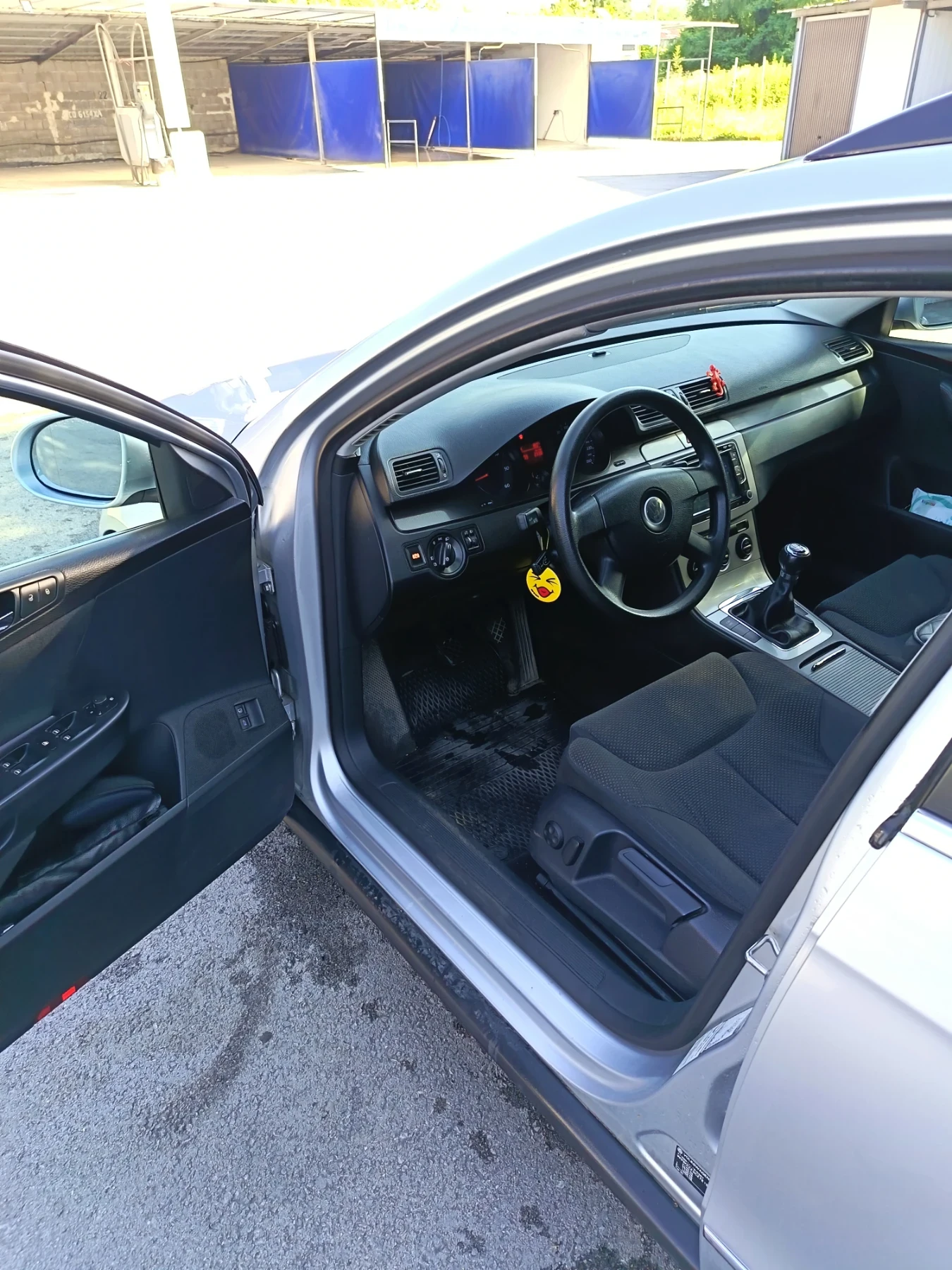 VW Passat, снимка 10 - Автомобили и джипове - 55801723